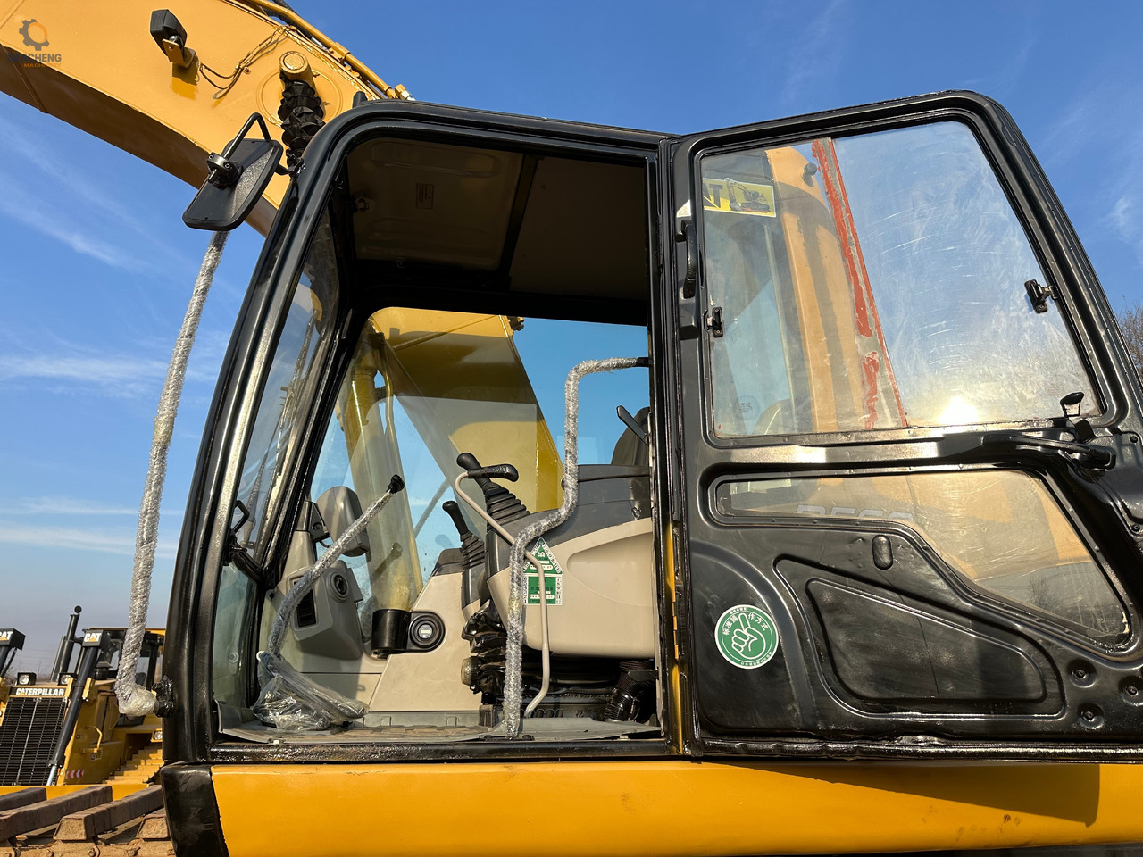 CAT 320CL - Амфибиски багер: слика 5 CAT 320CL - Амфибиски багер: слика 5