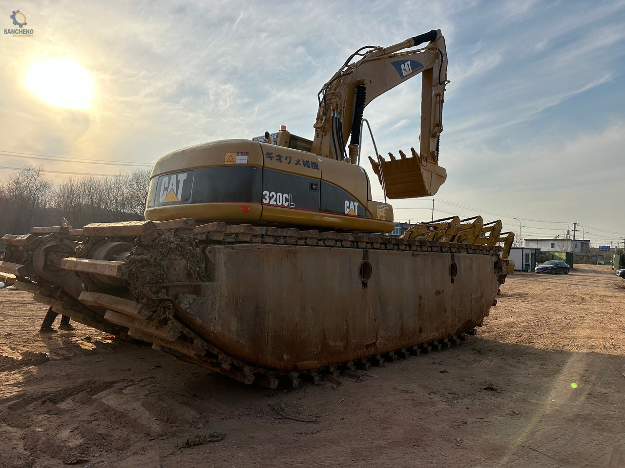 CAT 320CL - Амфибиски багер: слика 2 CAT 320CL - Амфибиски багер: слика 2