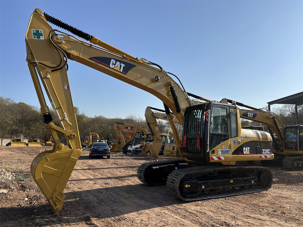 CAT 320CL - Багер гасеничар: слика 3 CAT 320CL - Багер гасеничар: слика 3