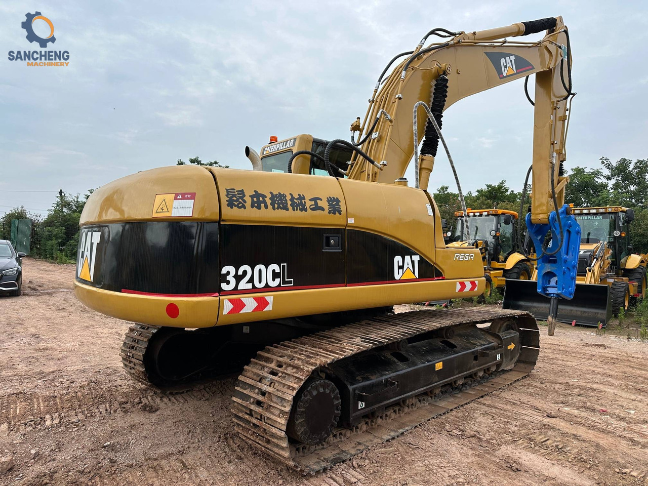 CAT 320CL crawler excavator with hammer - Багер гасеничар: слика 4 CAT 320CL crawler excavator with hammer - Багер гасеничар: слика 4