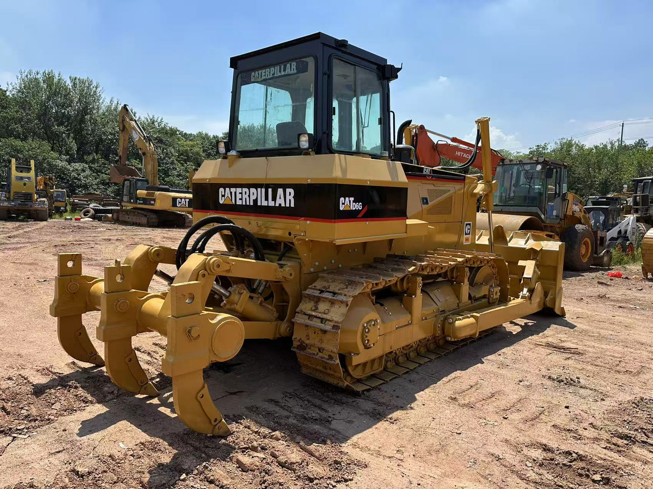 CAT D6G bulldozer - Булдожер: слика 1 CAT D6G bulldozer - Булдожер: слика 1