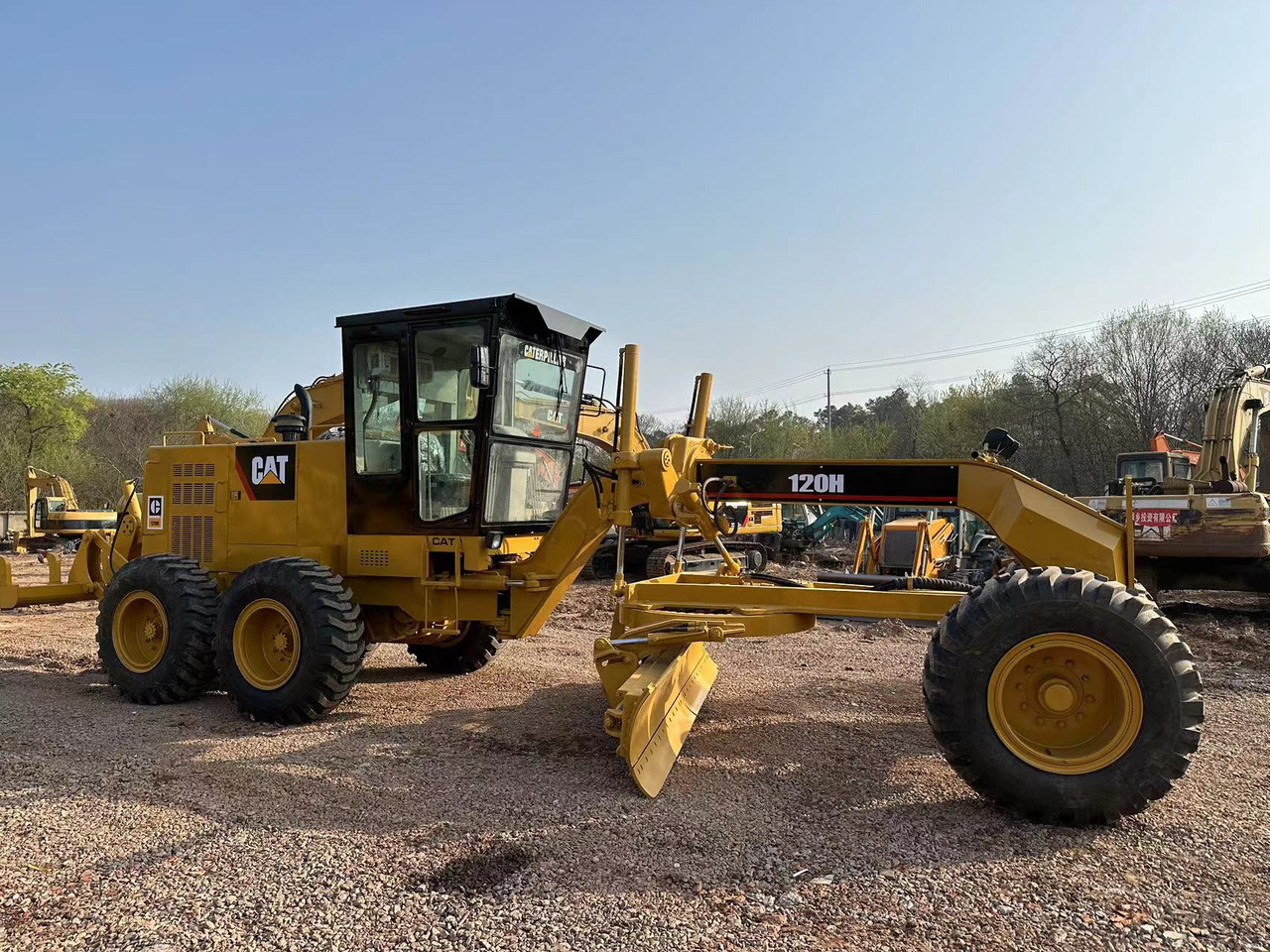 CATERPILLAR 120H - Порамнувач: слика 4 CATERPILLAR 120H - Порамнувач: слика 4