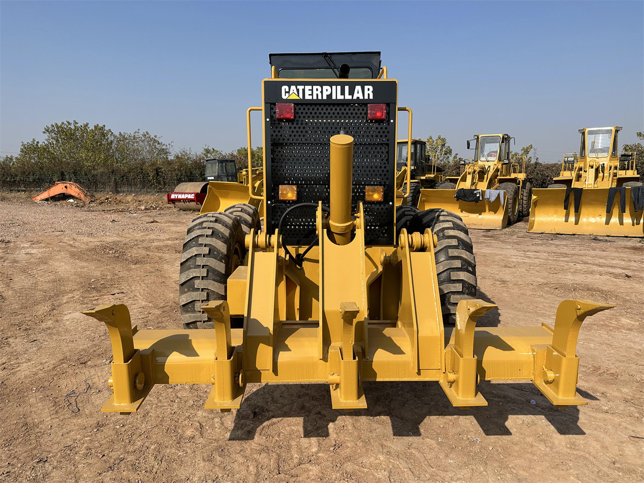 CATERPILLAR 140H - Порамнувач: слика 4 CATERPILLAR 140H - Порамнувач: слика 4
