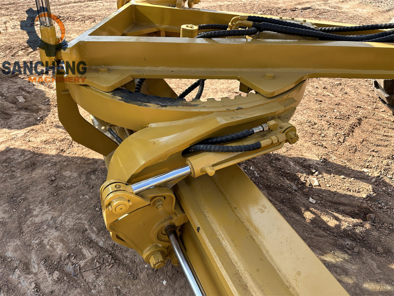 Порамнувач CATERPILLAR 140H: слика 6 Порамнувач CATERPILLAR 140H: слика 6