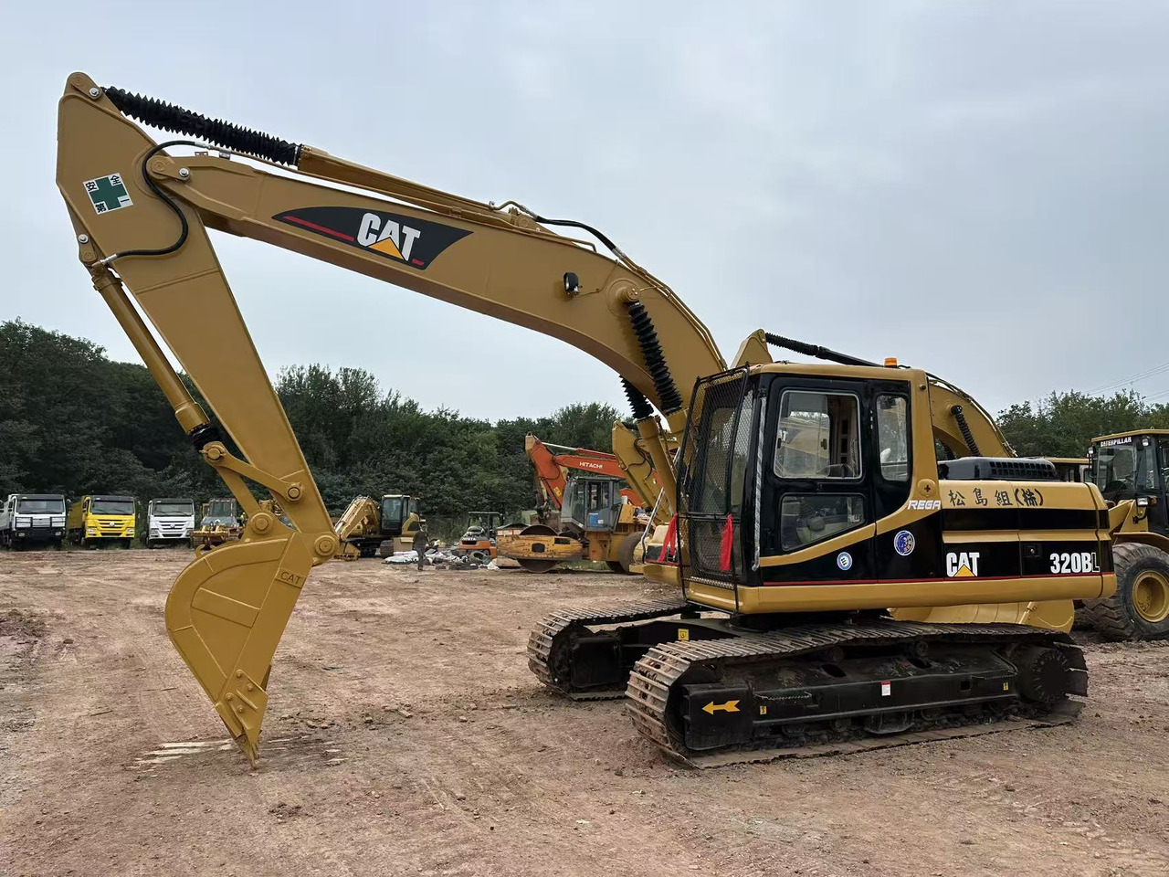 CATERPILLAR 320BL - Багер гасеничар: слика 3 CATERPILLAR 320BL - Багер гасеничар: слика 3