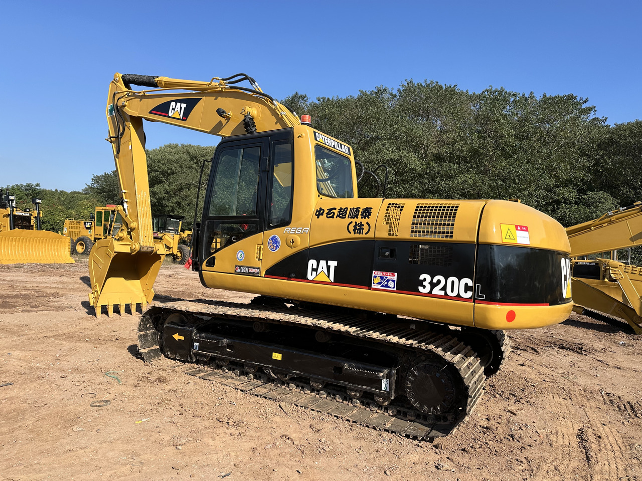 CATERPILLAR 320C - Багер гасеничар: слика 4 CATERPILLAR 320C - Багер гасеничар: слика 4
