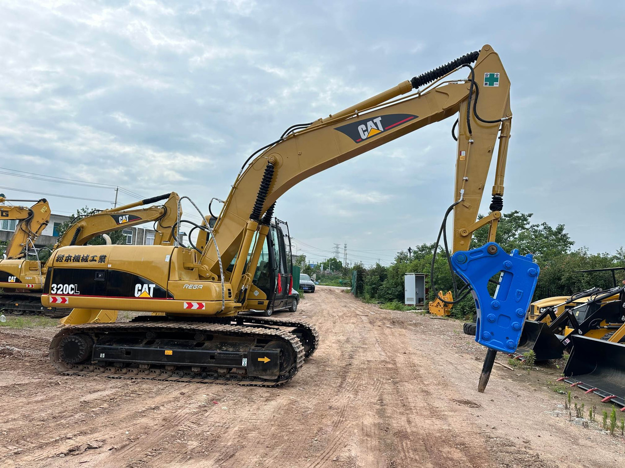 CATERPILLAR 320CL - Багер гасеничар: слика 1 CATERPILLAR 320CL - Багер гасеничар: слика 1