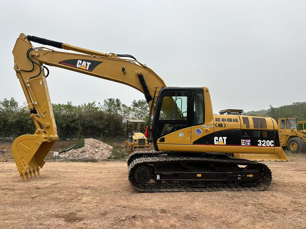 CATERPILLAR 320CL - Багер гасеничар: слика 1 CATERPILLAR 320CL - Багер гасеничар: слика 1