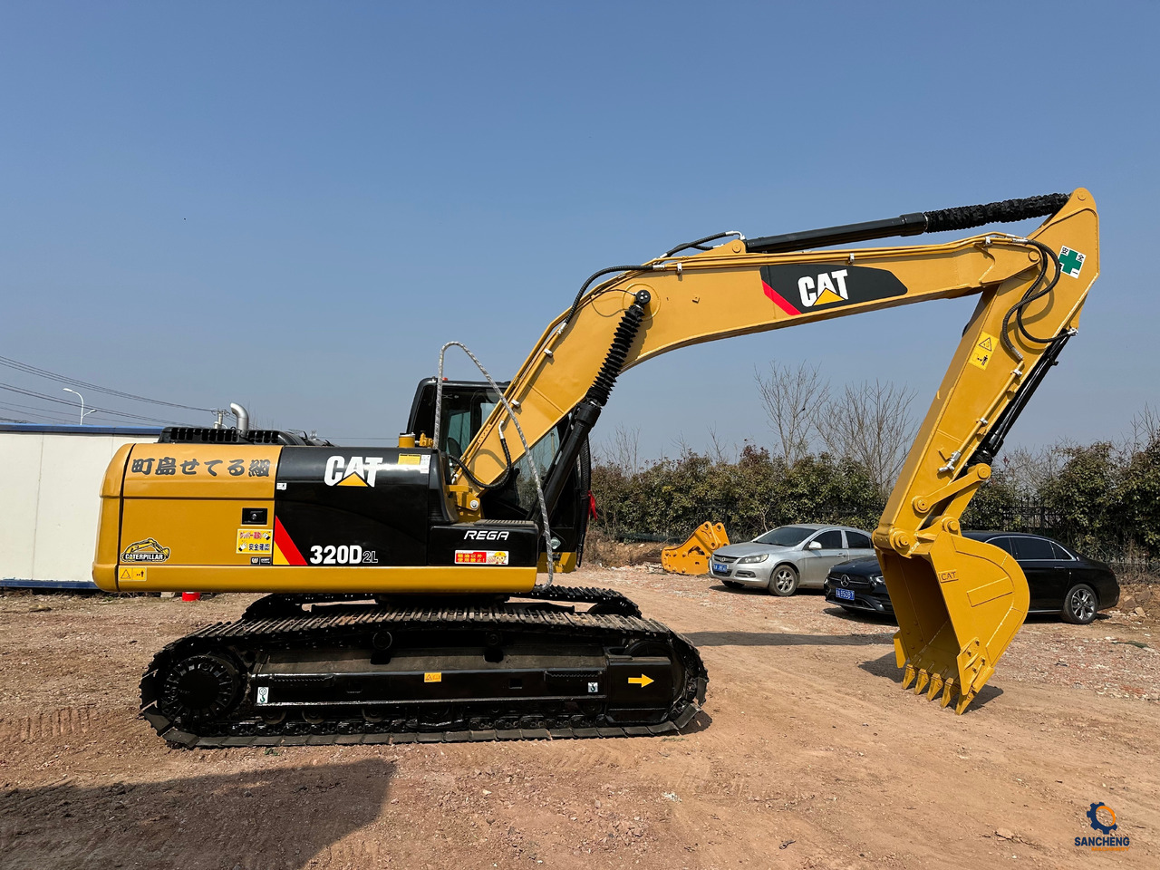 CATERPILLAR 320D2L - Багер гасеничар: слика 2 CATERPILLAR 320D2L - Багер гасеничар: слика 2