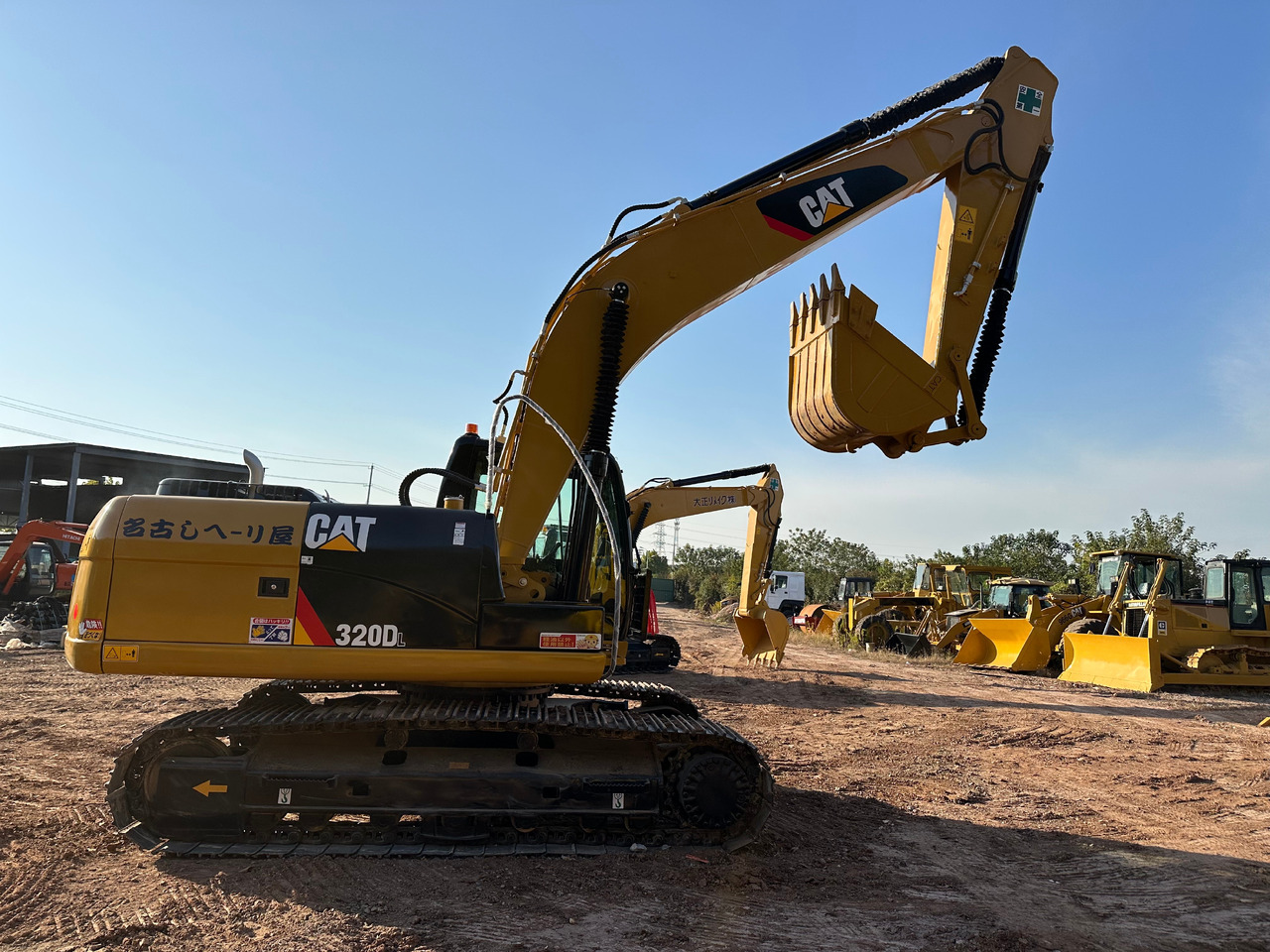 CATERPILLAR 320D2L excavator - Багер гасеничар: слика 4 CATERPILLAR 320D2L excavator - Багер гасеничар: слика 4