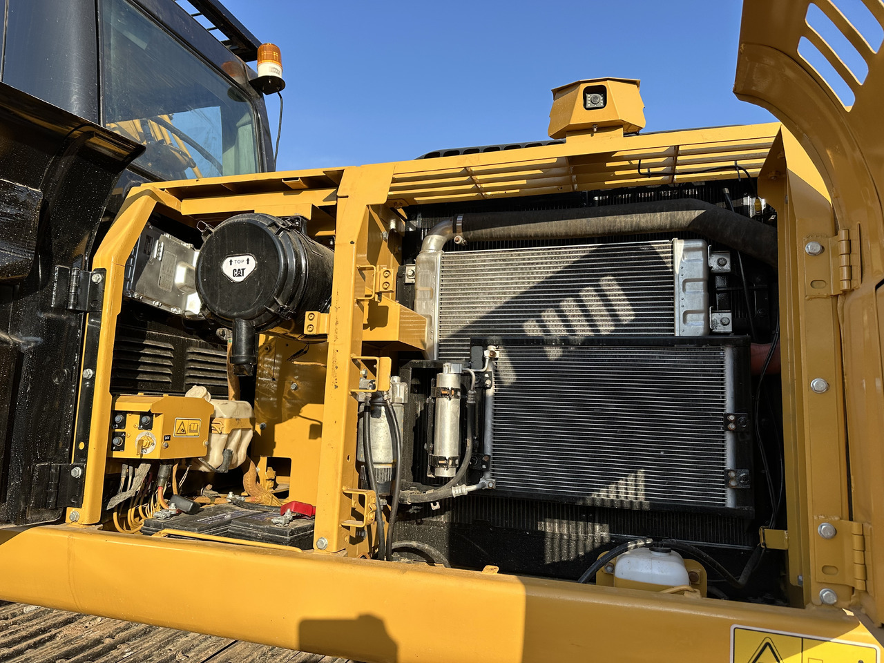 Багер гасеничар CATERPILLAR 320DL: слика 9 Багер гасеничар CATERPILLAR 320DL: слика 9