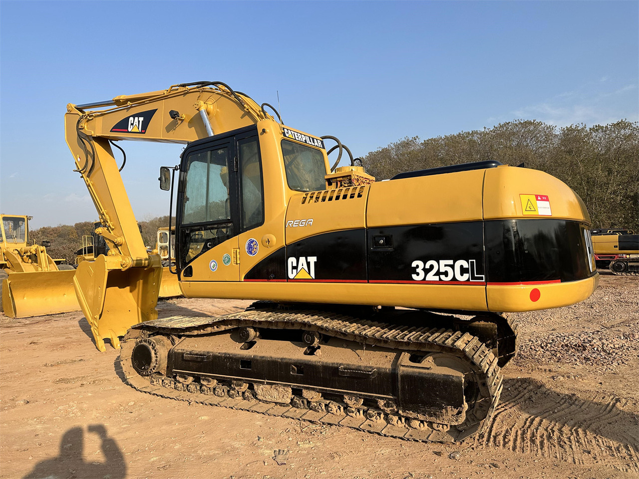 CATERPILLAR 325C - Багер гасеничар: слика 2 CATERPILLAR 325C - Багер гасеничар: слика 2