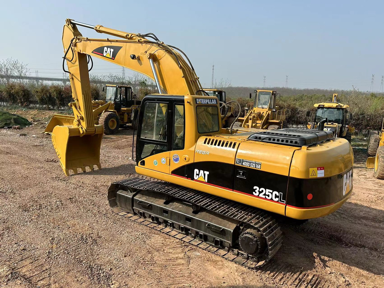 CATERPILLAR 325C - Багер гасеничар: слика 5 CATERPILLAR 325C - Багер гасеничар: слика 5
