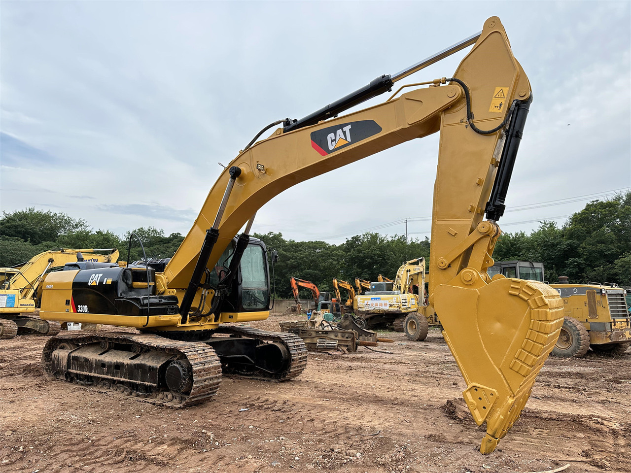 CATERPILLAR 330D - Багер гасеничар: слика 2 CATERPILLAR 330D - Багер гасеничар: слика 2
