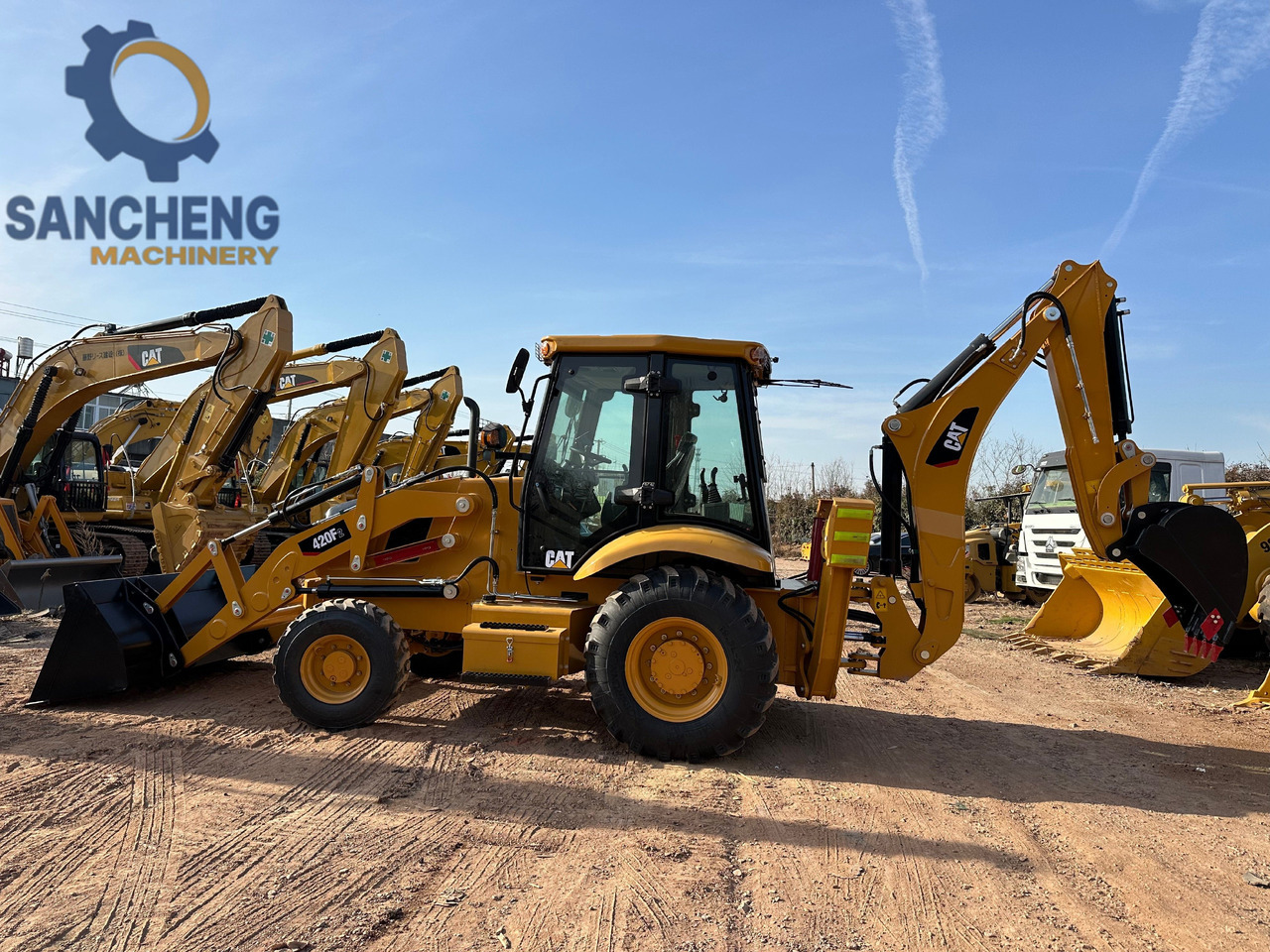 Нов Ровокопач CATERPILLAR 420F2: слика 1