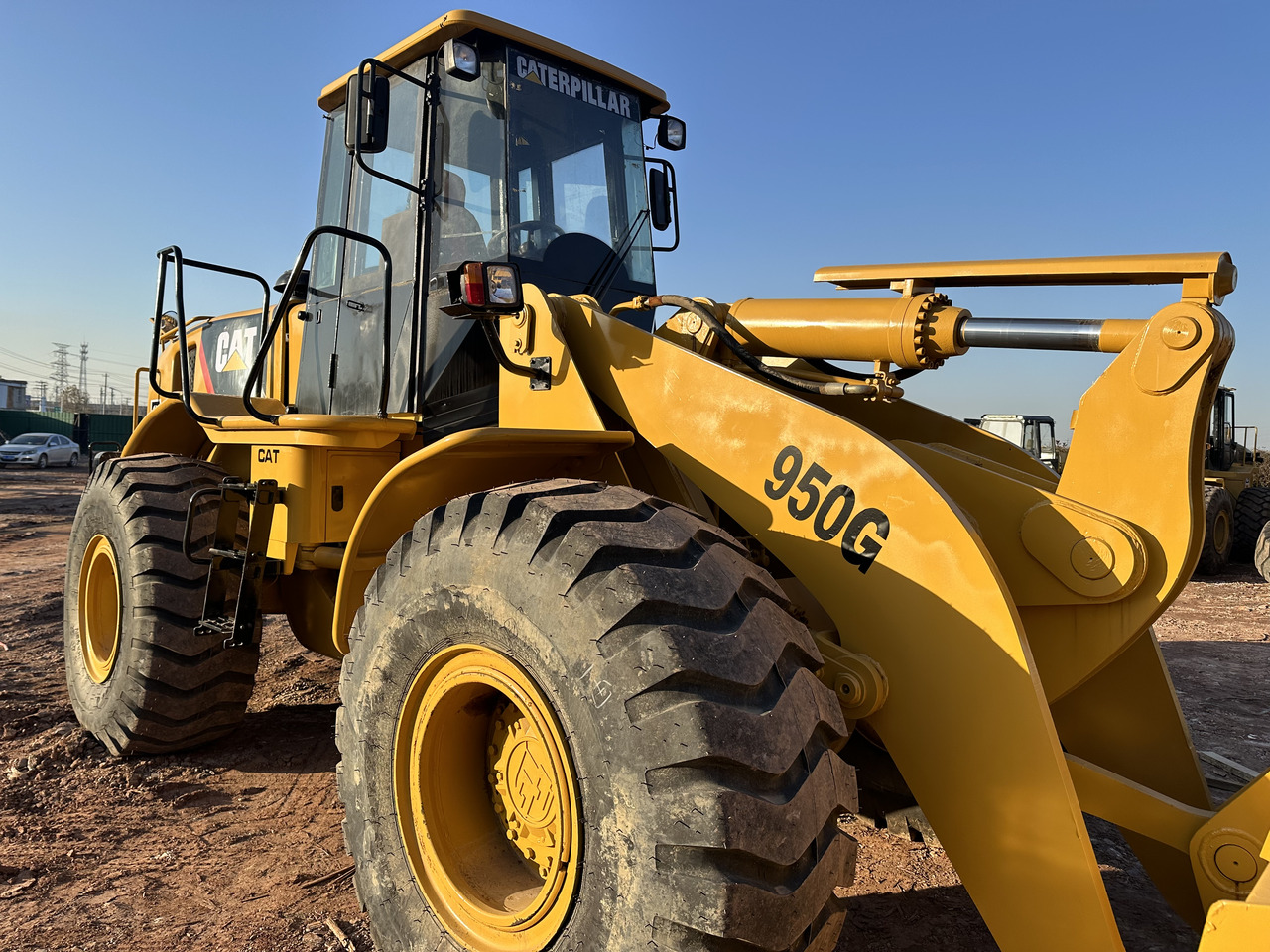 CATERPILLAR 950G - Натоварувач на тркала: слика 4 CATERPILLAR 950G - Натоварувач на тркала: слика 4