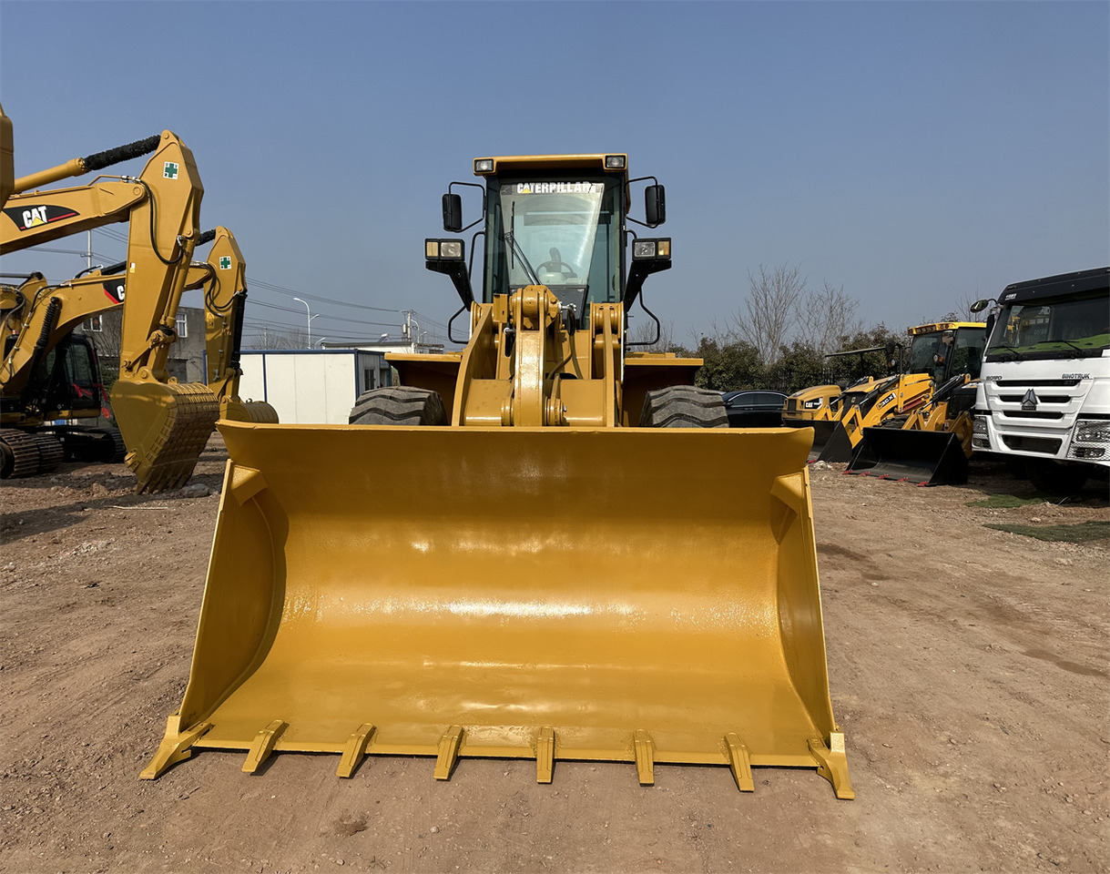 CATERPILLAR 950G - Натоварувач на тркала: слика 3 CATERPILLAR 950G - Натоварувач на тркала: слика 3