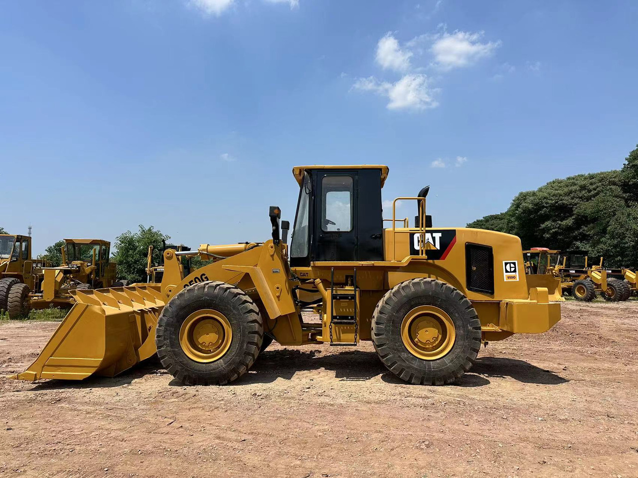 CATERPILLAR 950G - Натоварувач на тркала: слика 4 CATERPILLAR 950G - Натоварувач на тркала: слика 4