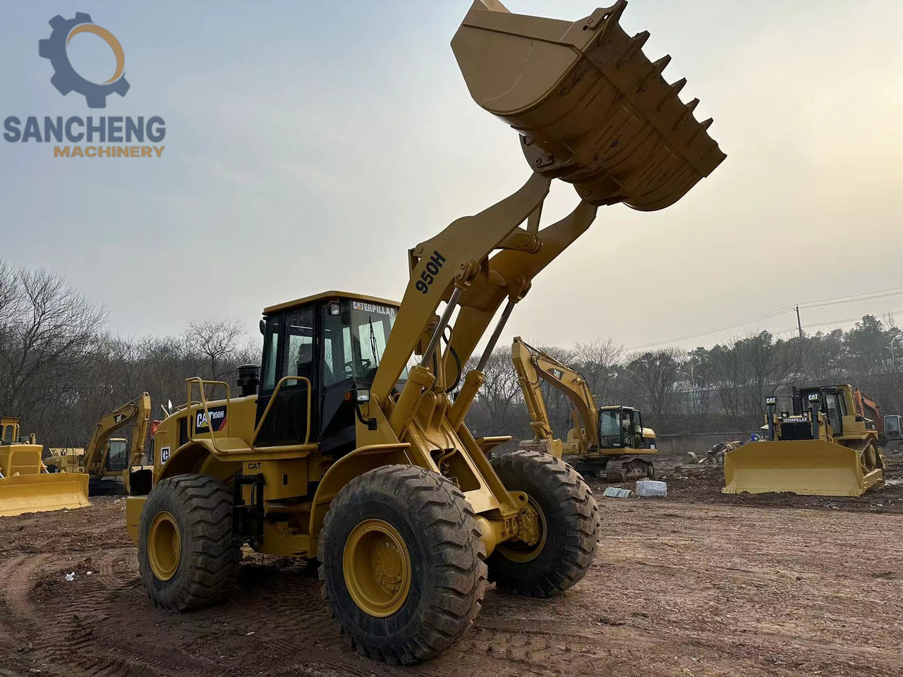 CATERPILLAR 950H - Натоварувач на тркала: слика 4 CATERPILLAR 950H - Натоварувач на тркала: слика 4