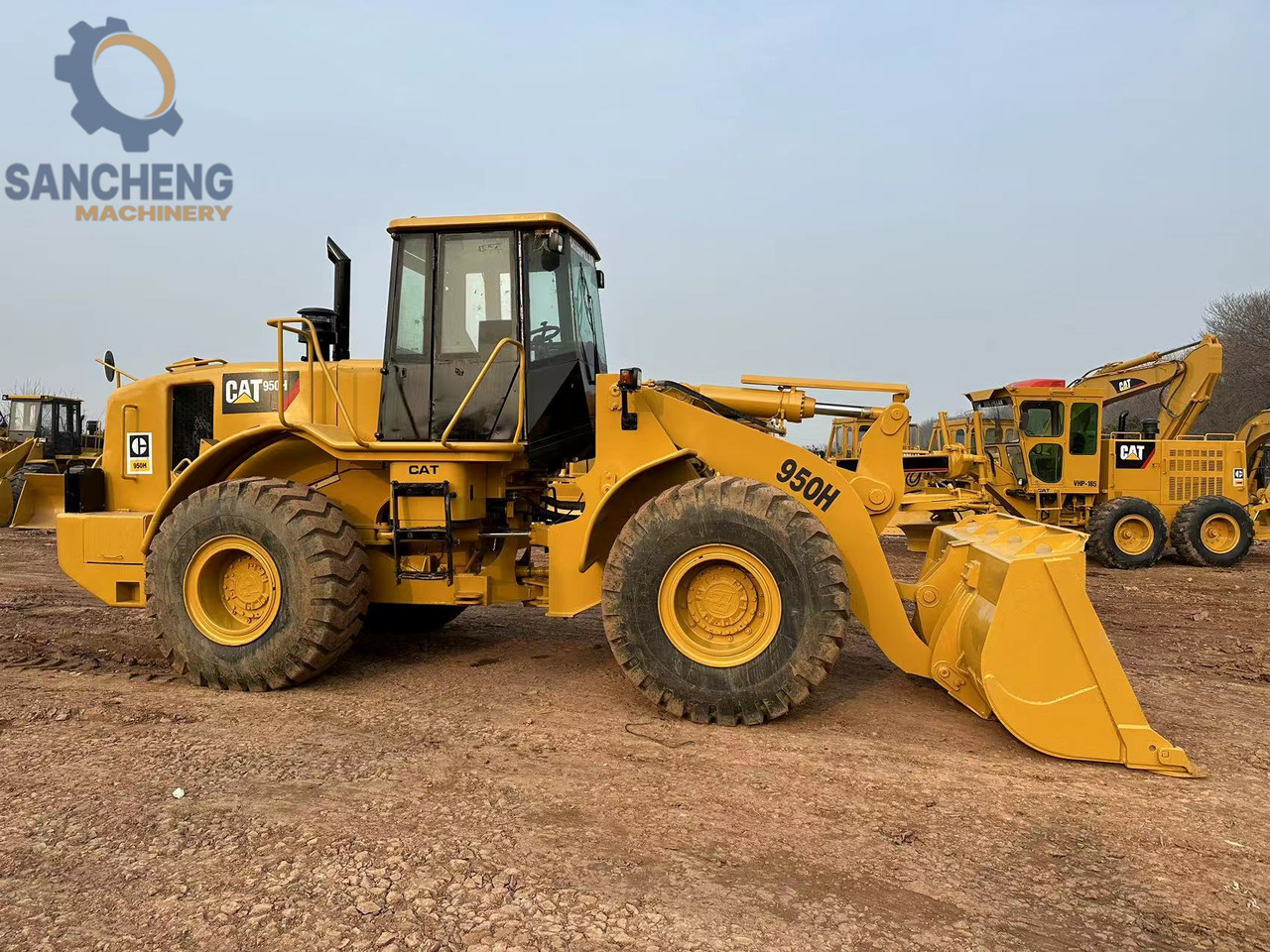 CATERPILLAR 950H - Натоварувач на тркала: слика 2 CATERPILLAR 950H - Натоварувач на тркала: слика 2