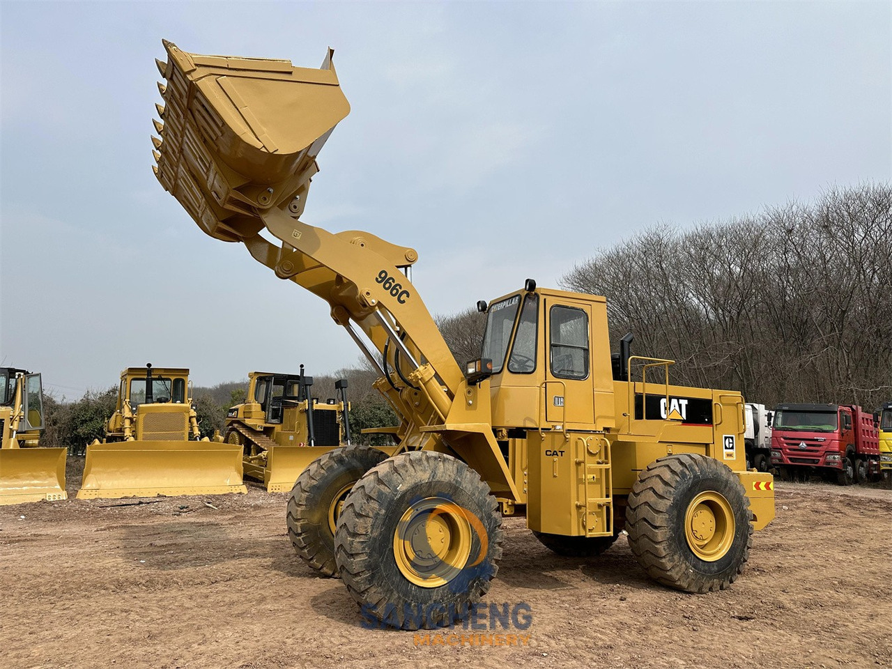 CATERPILLAR 966C - Натоварувач на тркала: слика 2 CATERPILLAR 966C - Натоварувач на тркала: слика 2