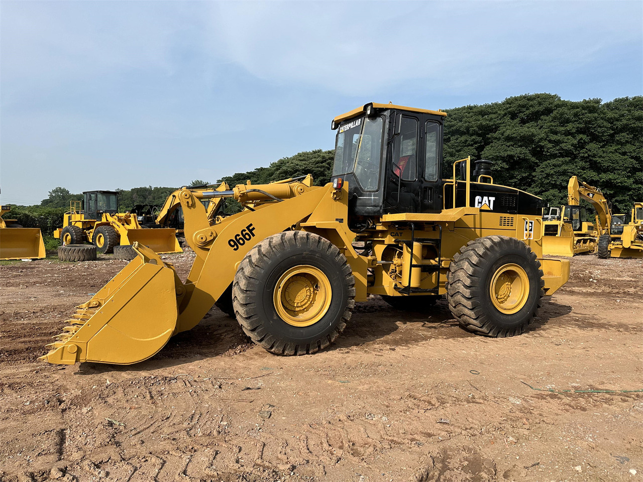 CATERPILLAR 966F - Натоварувач на тркала: слика 5 CATERPILLAR 966F - Натоварувач на тркала: слика 5