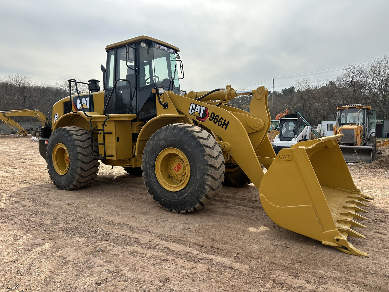 CATERPILLAR 966H - Натоварувач на тркала: слика 5 CATERPILLAR 966H - Натоварувач на тркала: слика 5