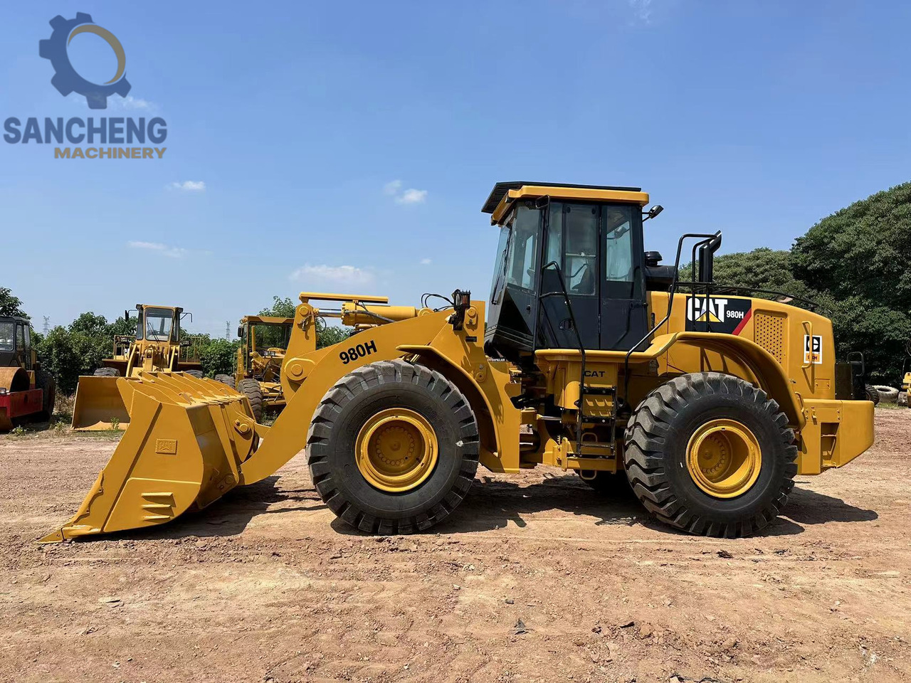 CATERPILLAR 980H - Натоварувач на тркала: слика 4 CATERPILLAR 980H - Натоварувач на тркала: слика 4