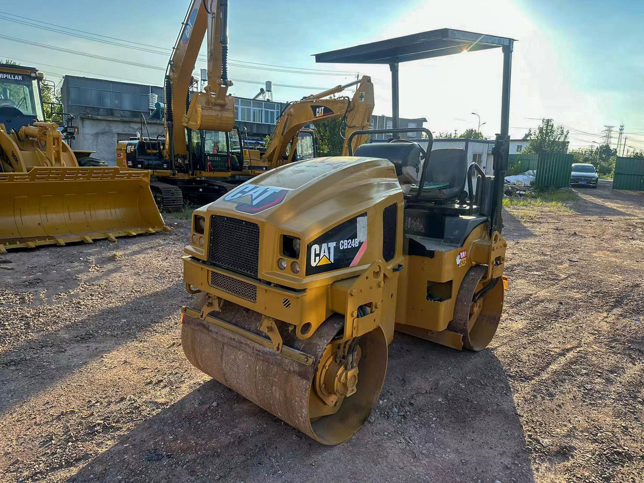 CATERPILLAR CB24B - Ваљак: слика 2 CATERPILLAR CB24B - Ваљак: слика 2