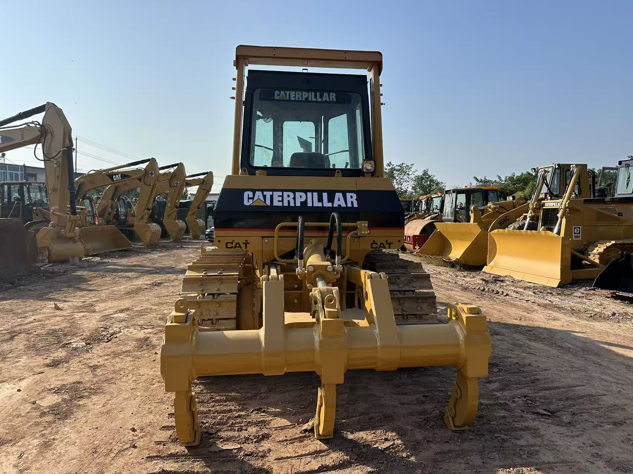 CATERPILLAR D6G Crawler Dozer - Булдожер: слика 5 CATERPILLAR D6G Crawler Dozer - Булдожер: слика 5
