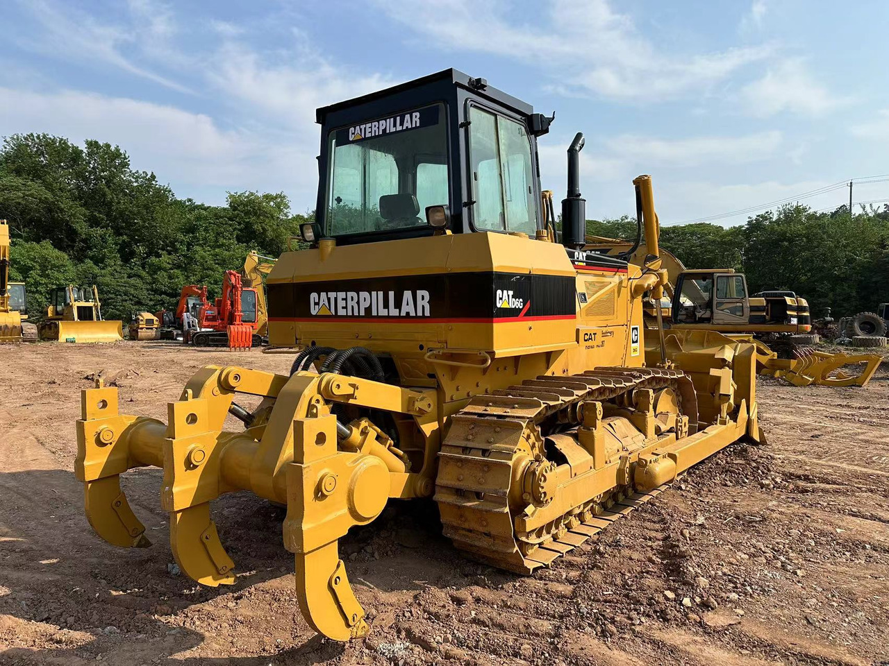 CATERPILLAR D6G Crawler Dozer - Булдожер: слика 2 CATERPILLAR D6G Crawler Dozer - Булдожер: слика 2