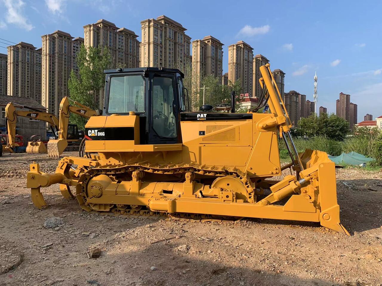 CATERPILLAR D6G - Булдожер: слика 4 CATERPILLAR D6G - Булдожер: слика 4