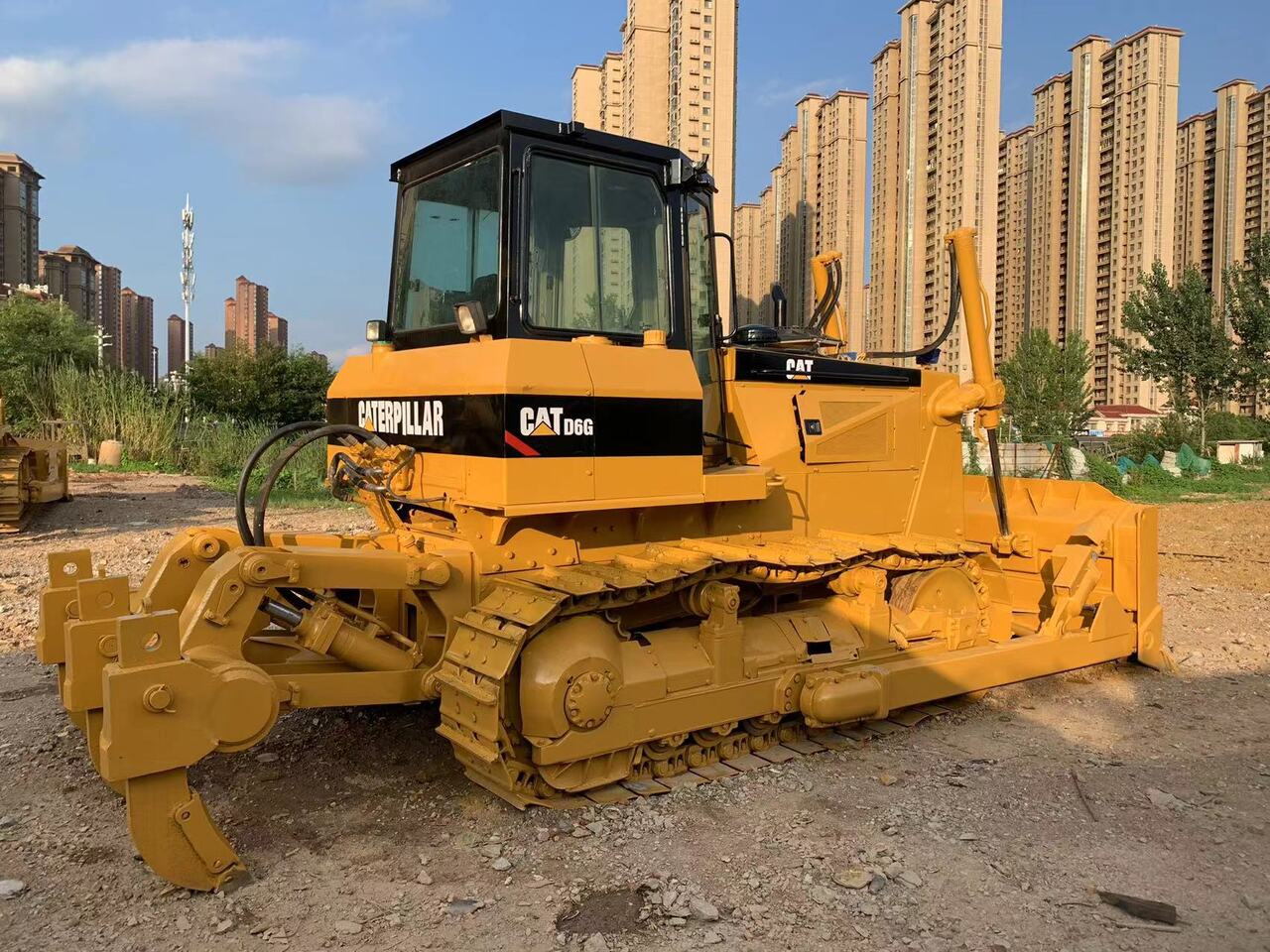 CATERPILLAR D6G - Булдожер: слика 2 CATERPILLAR D6G - Булдожер: слика 2