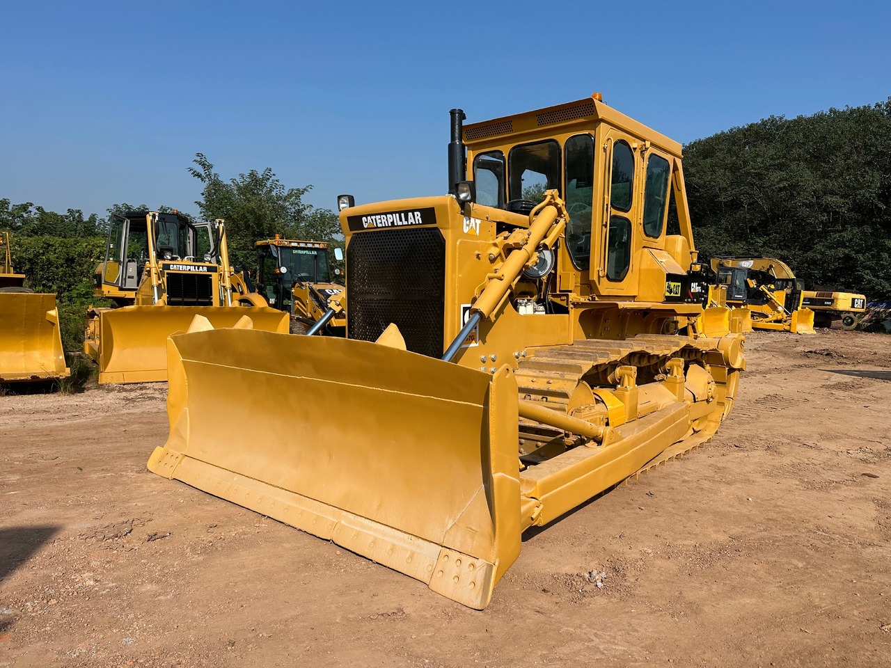 CATERPILLAR D7G bulldozer - Булдожер: слика 2 CATERPILLAR D7G bulldozer - Булдожер: слика 2