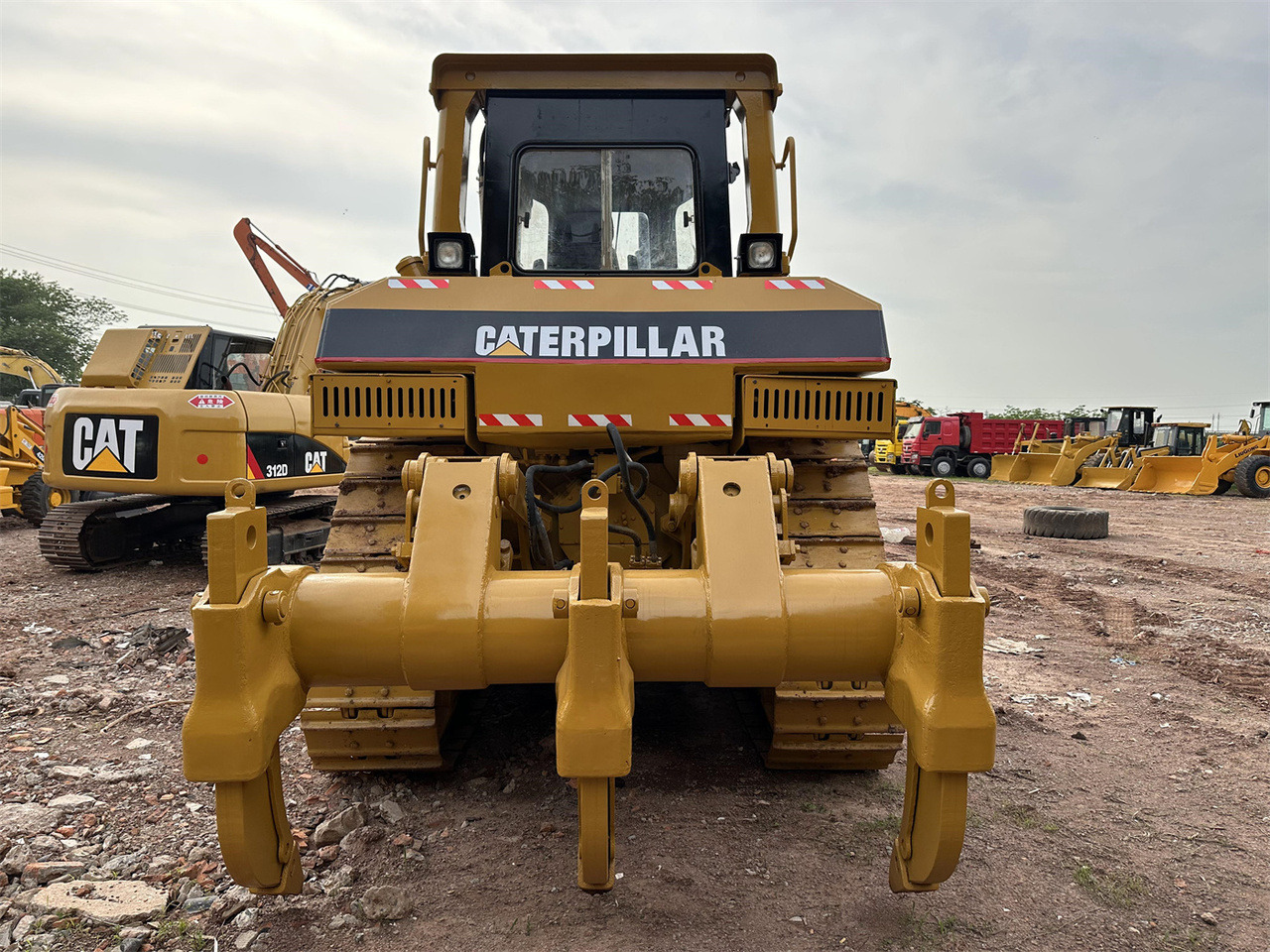 Булдожер CATERPILLAR D7R: слика 8 Булдожер CATERPILLAR D7R: слика 8