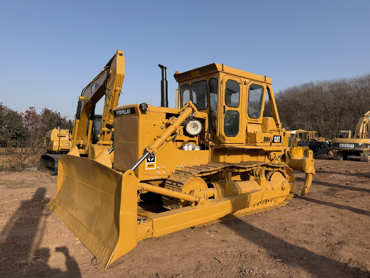 CATERPILLAR D8H - Булдожер: слика 2 CATERPILLAR D8H - Булдожер: слика 2