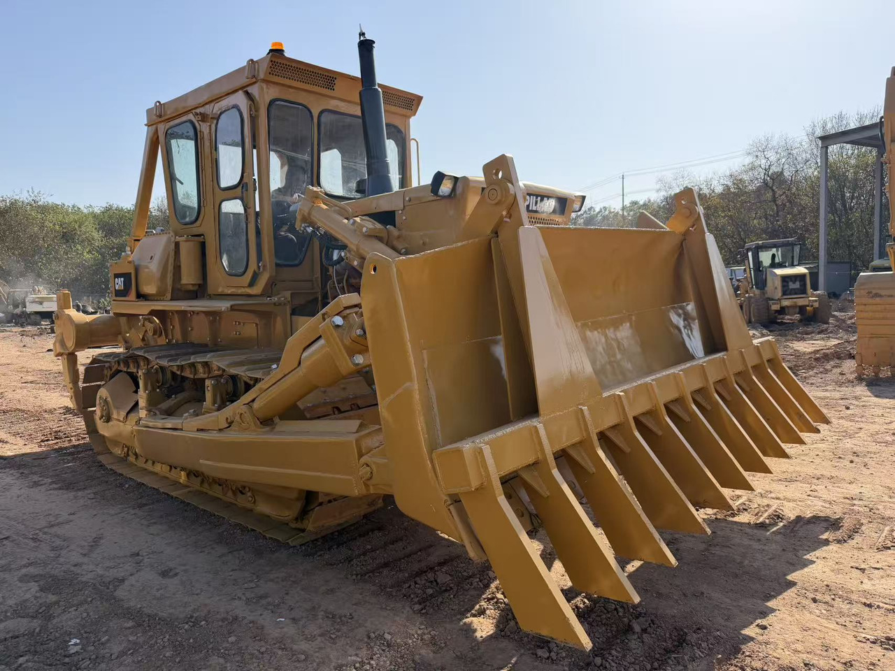 CATERPILLAR D8K - Булдожер: слика 2 CATERPILLAR D8K - Булдожер: слика 2