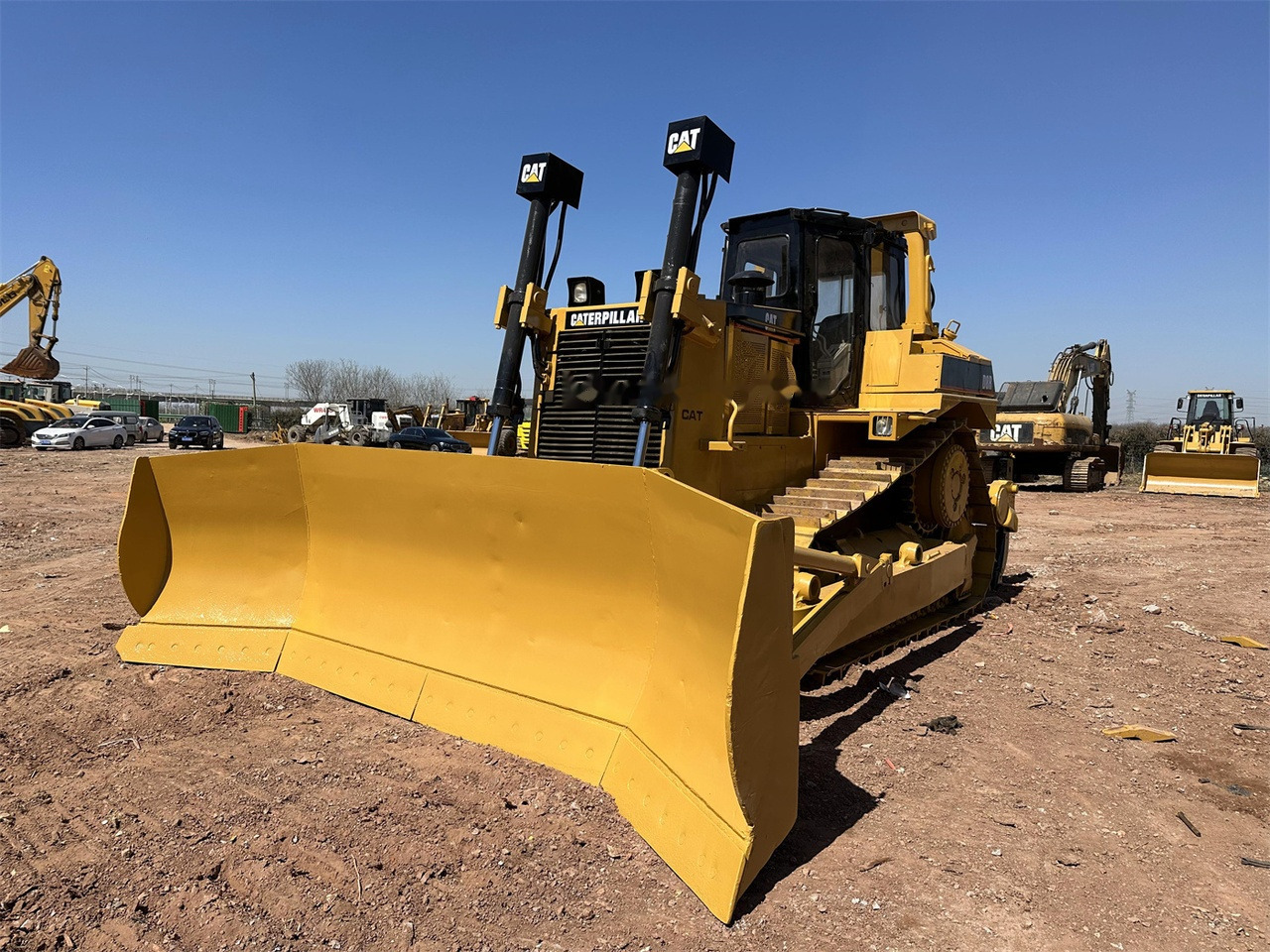 CATERPILLAR D8R - Булдожер: слика 5 CATERPILLAR D8R - Булдожер: слика 5