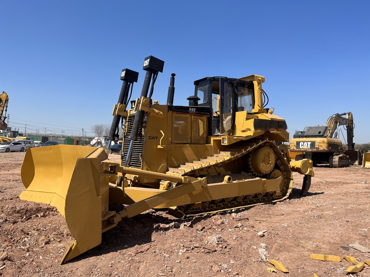 Булдожер CATERPILLAR D8R: слика 9