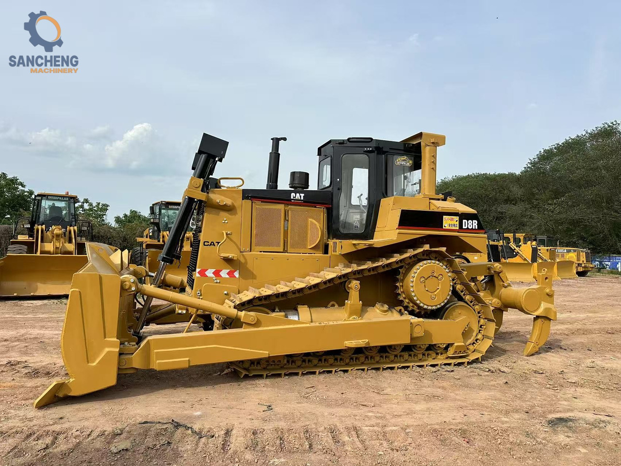 CATERPILLAR D8R - Булдожер: слика 4 CATERPILLAR D8R - Булдожер: слика 4