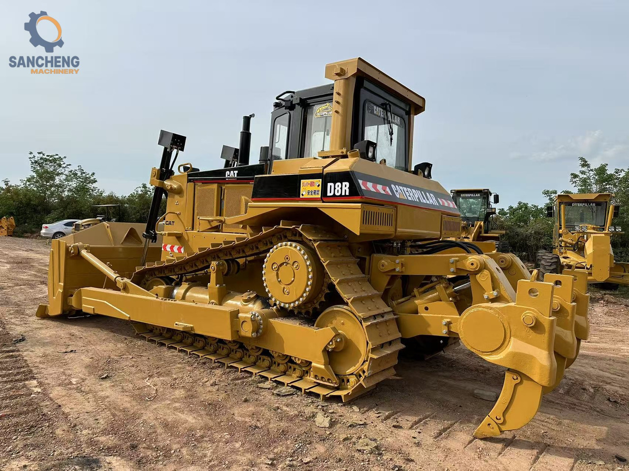 CATERPILLAR D8R - Булдожер: слика 1 CATERPILLAR D8R - Булдожер: слика 1
