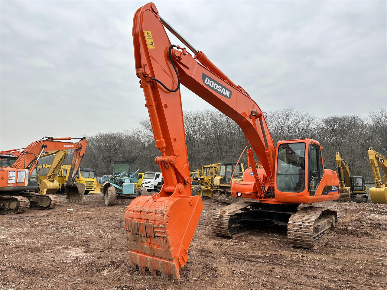 DOOSAN DH220 excavator - Багер гасеничар: слика 3 DOOSAN DH220 excavator - Багер гасеничар: слика 3