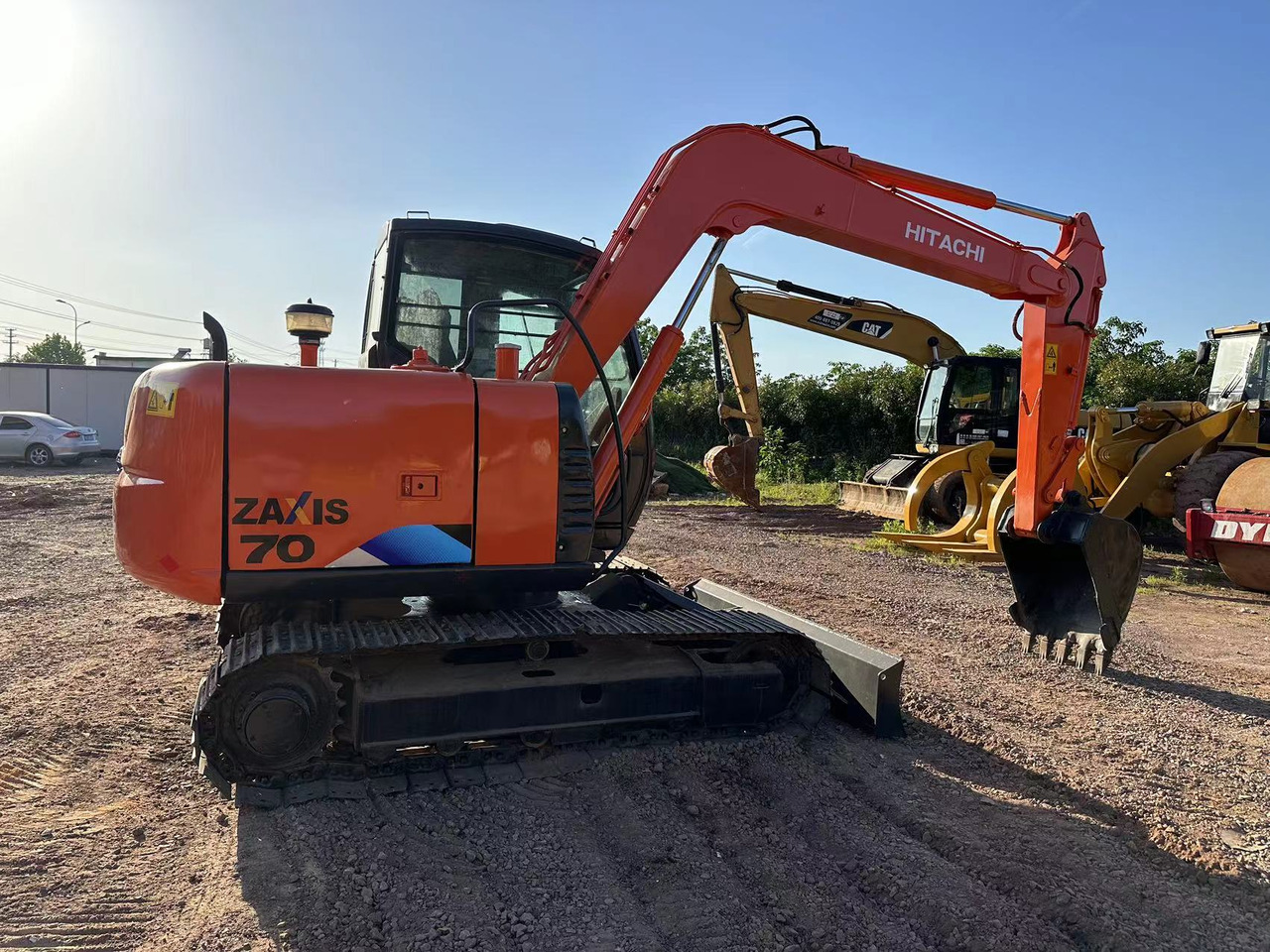 HITACHI ZAXIS ZX70 - Мини багер: слика 5 HITACHI ZAXIS ZX70 - Мини багер: слика 5