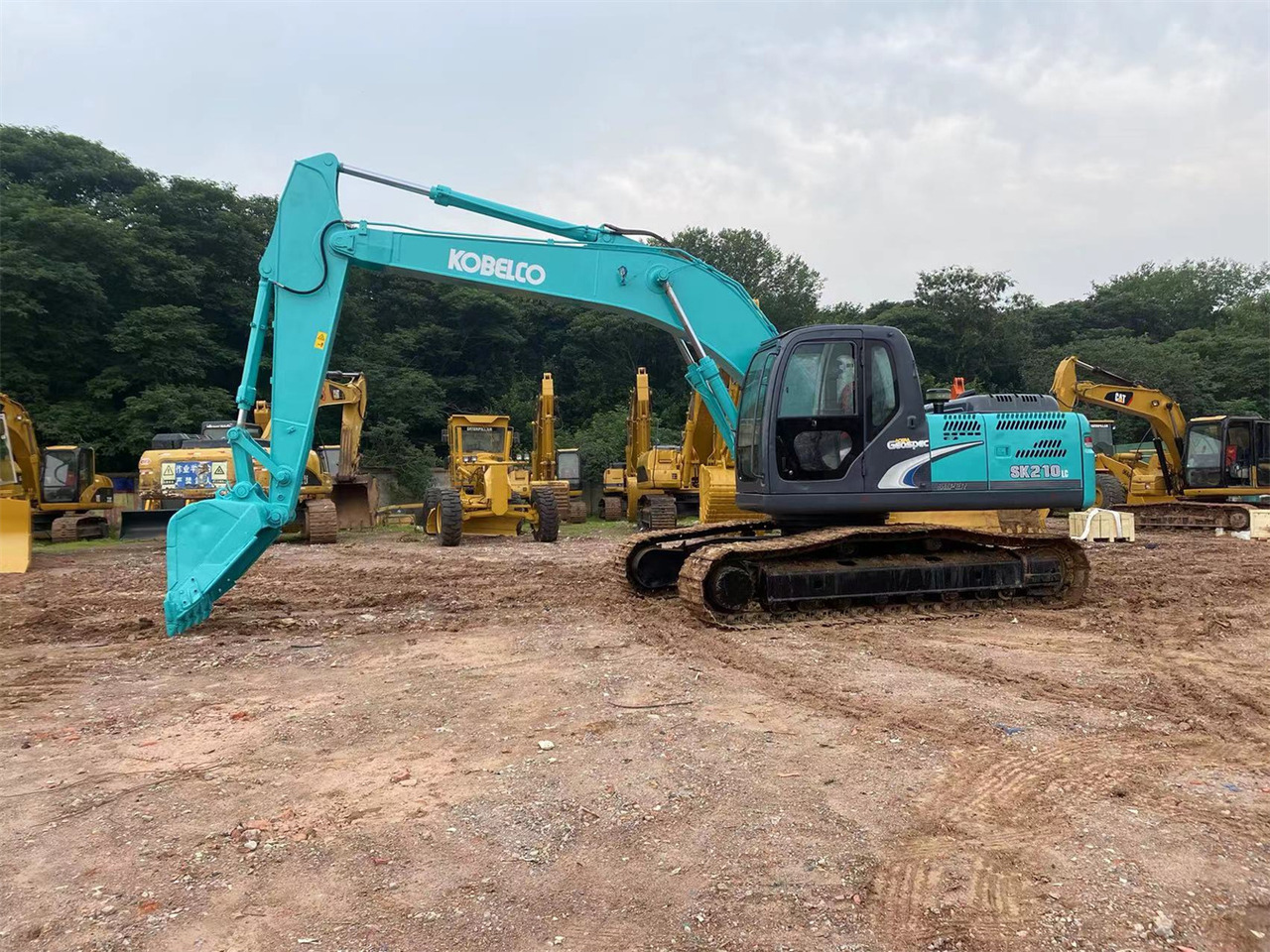KOBELCO SK210LC-8 - Багер гасеничар: слика 1 KOBELCO SK210LC-8 - Багер гасеничар: слика 1