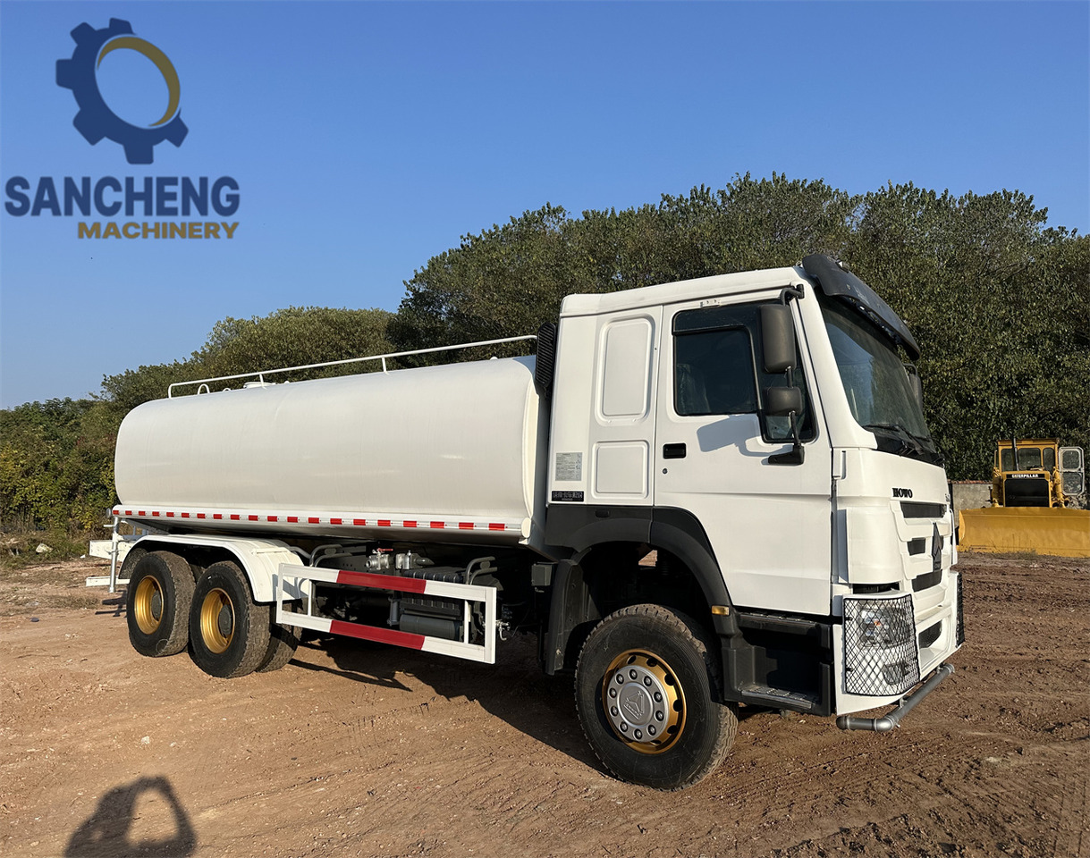 SINOTRUK HOWO 371 6x4 Water Tanker Truck - Камион цистерна: слика 2 SINOTRUK HOWO 371 6x4 Water Tanker Truck - Камион цистерна: слика 2
