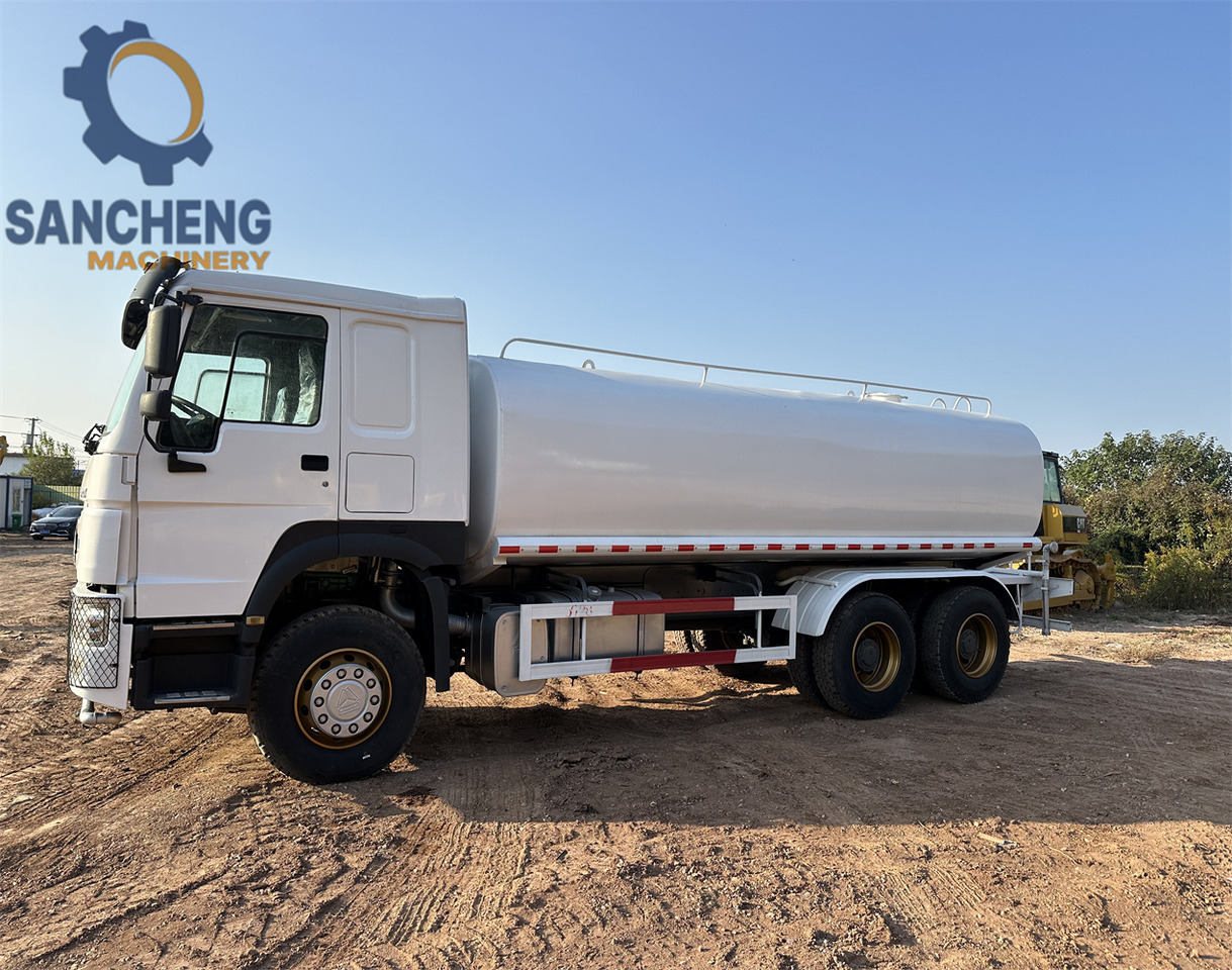 SINOTRUK HOWO 371 6x4 Water Tanker Truck - Камион цистерна: слика 4 SINOTRUK HOWO 371 6x4 Water Tanker Truck - Камион цистерна: слика 4