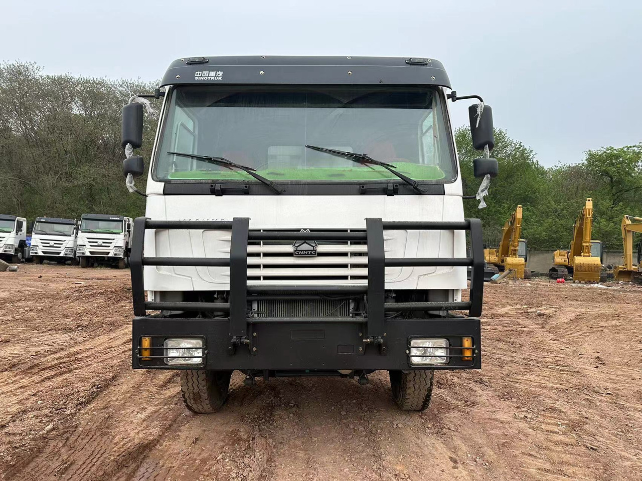 SINOTRUK HOWO 371 with Bumper - Кипер: слика 3 SINOTRUK HOWO 371 with Bumper - Кипер: слика 3