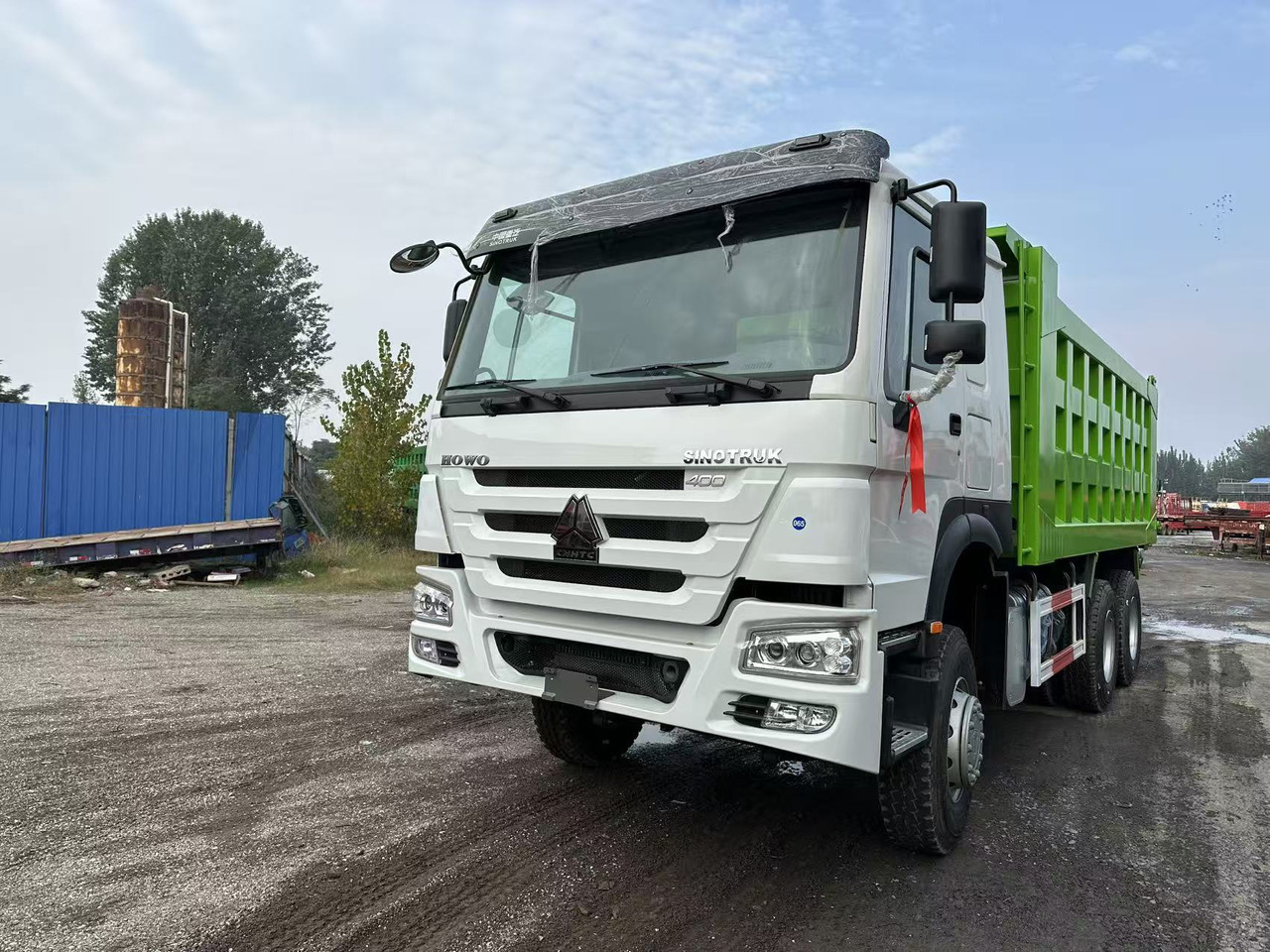 SINOTRUK HOWO 400HP 6X4 Tipper Truck - Кипер: слика 3 SINOTRUK HOWO 400HP 6X4 Tipper Truck - Кипер: слика 3