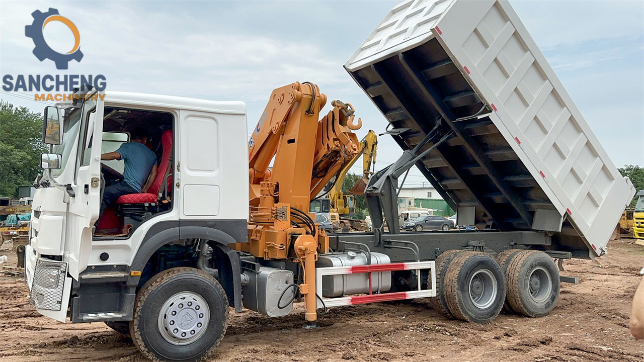 SINOTRUK Howo 371 6x4 crane truck - Камион со кран: слика 4 SINOTRUK Howo 371 6x4 crane truck - Камион со кран: слика 4