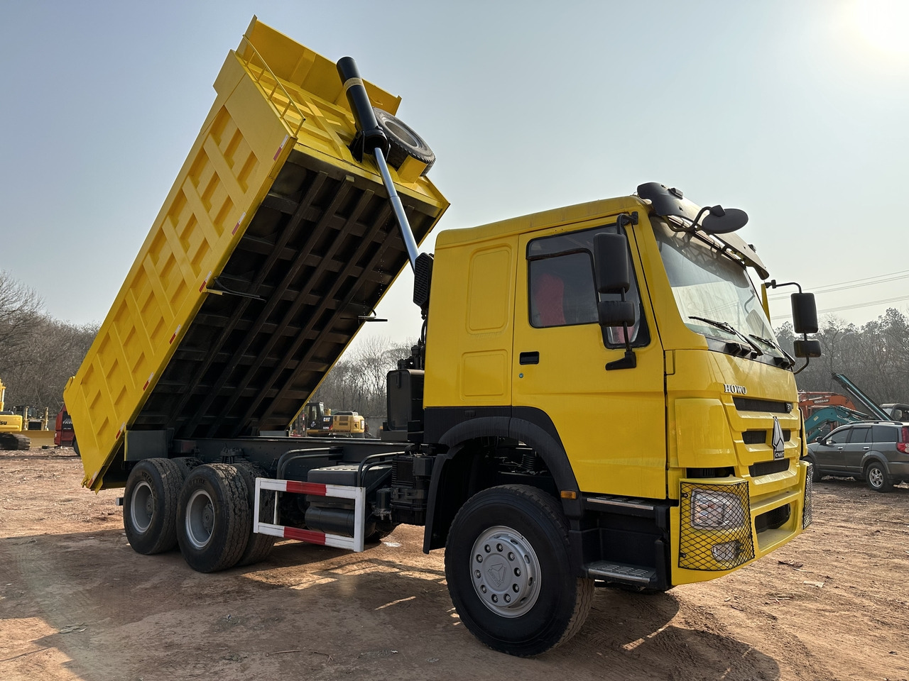 SINOTRUK Howo Dump truck 371 - Кипер: слика 1 SINOTRUK Howo Dump truck 371 - Кипер: слика 1